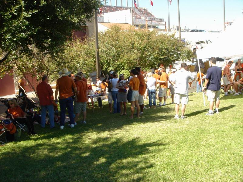 2004/10(Oct)/01(Tailgate-Missouri)/800x600_2004-10-16 13-48-03.JPG